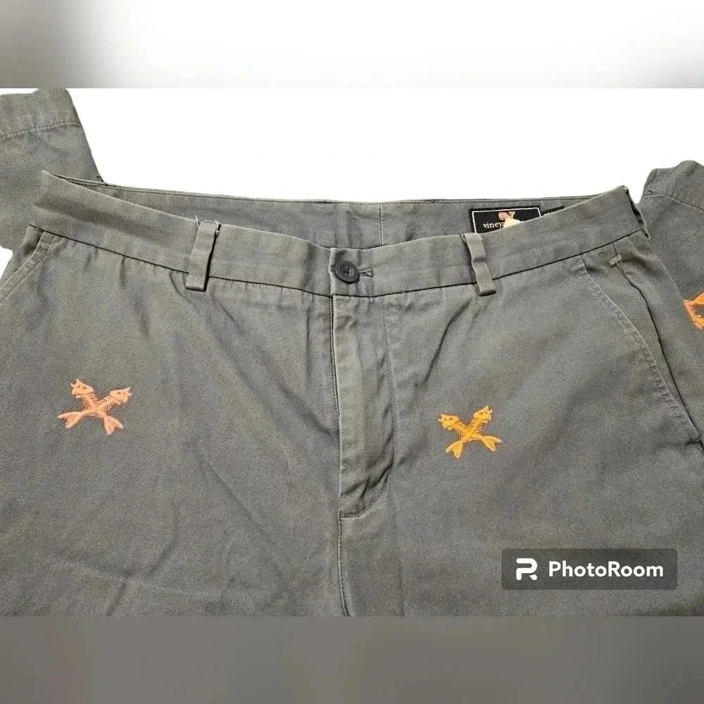 Vineyard Vines Men's Pants - Picture 2 of 10